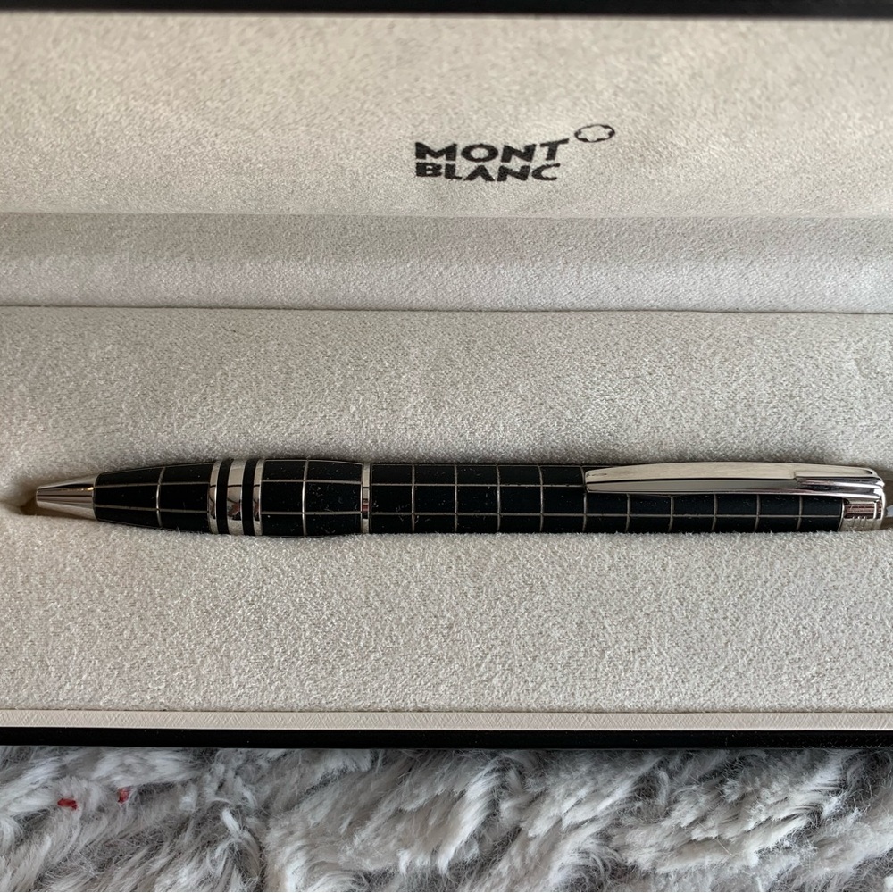 Montblanc Starwalker Pen